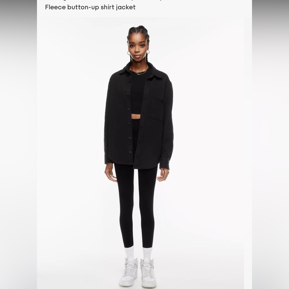 BRAND NEW ARITZIA / TNA COZY FLEECE BOYFRIEND SHIRT IN BLACK - SIZE SMALL